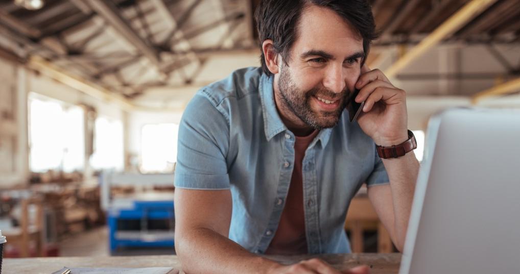 Man using business credit card