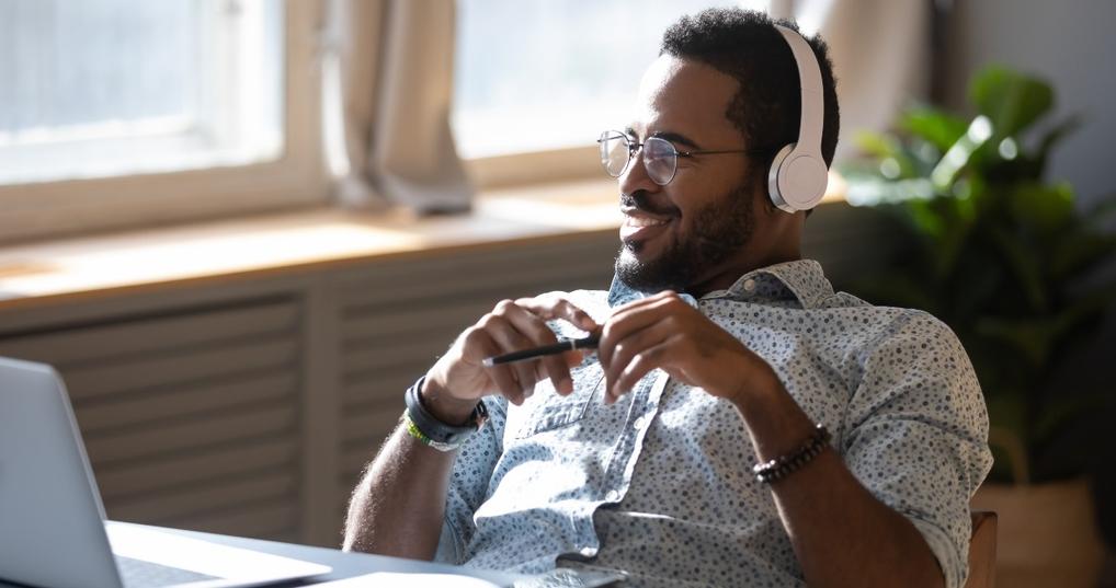 Top Books, Podcasts, and Courses to Learn the Real Estate Business