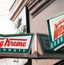 krispy kreme doughnuts sign