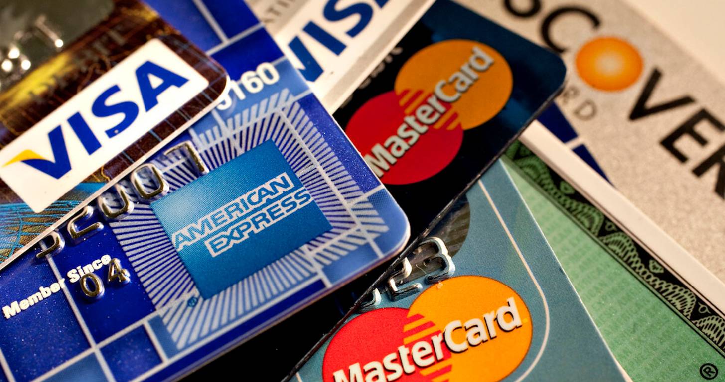 why-credit-cards-with-annual-fees-are-actually-worth-it-financebuzz
