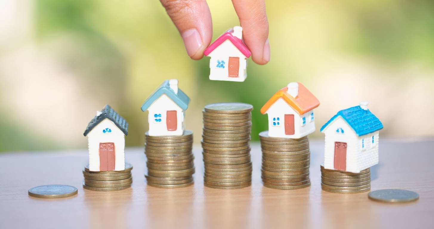 how does a real estate fund make money