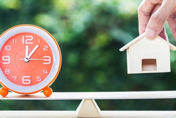 2 Reasons It’s a Good Time to Buy Real Estate (And 3 Reasons It’s Not)