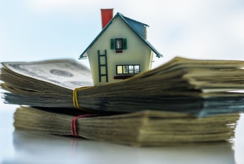 Great Time for a HELOC? What 0% (or Negative) Interest Rates Mean for Investors