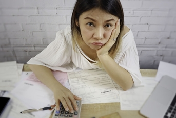 8 Clever Moves to Make to Get Through a Midlife Money Crisis