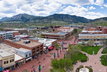 Boulder Pearl Street Mall Colorado