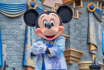 mickey mouse character at disney kingdom