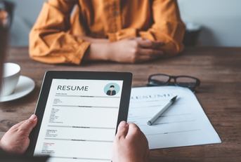 resume on the job application form