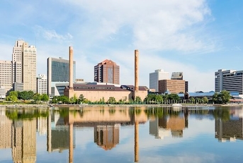 A landscape photo showing the Toledo, Ohio, skyline.