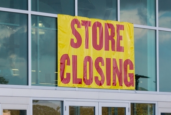 store closing sign