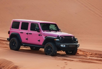 Jeep Wrangler 2021 in desert