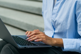 freelancer employer distant work