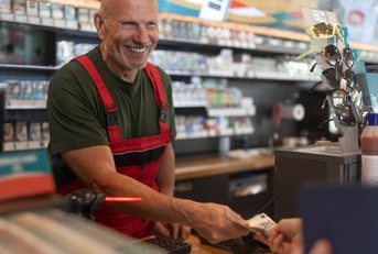 taking cash payment from costumer 