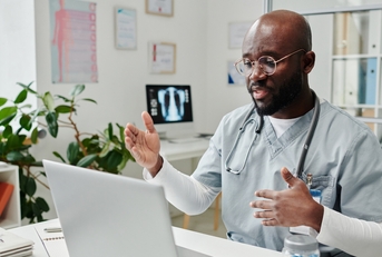 online doctor in uniform