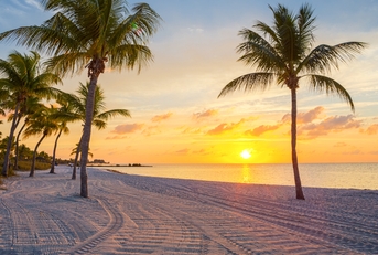 Sunrise on the Smathers beach