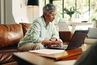 senior woman on laptop