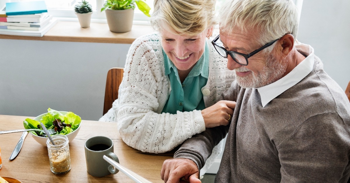 senior couple lifestyle living