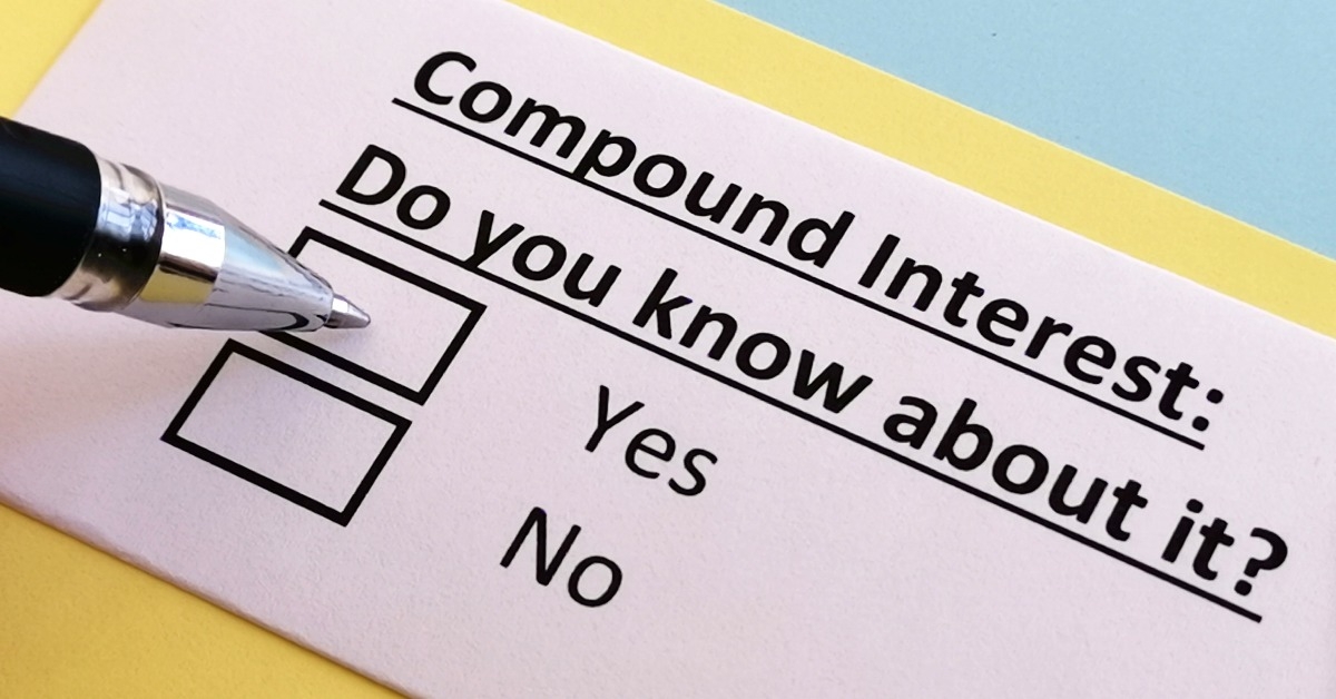 One person is answering quetion about compound interest