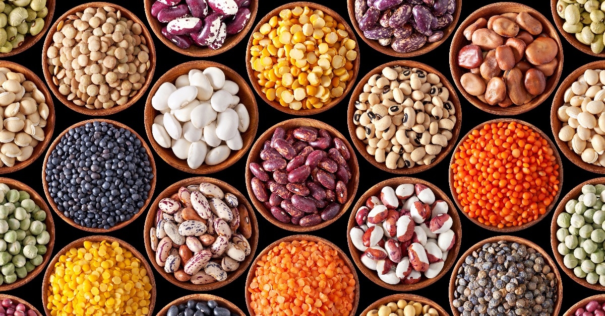 Seamless texture with legumes