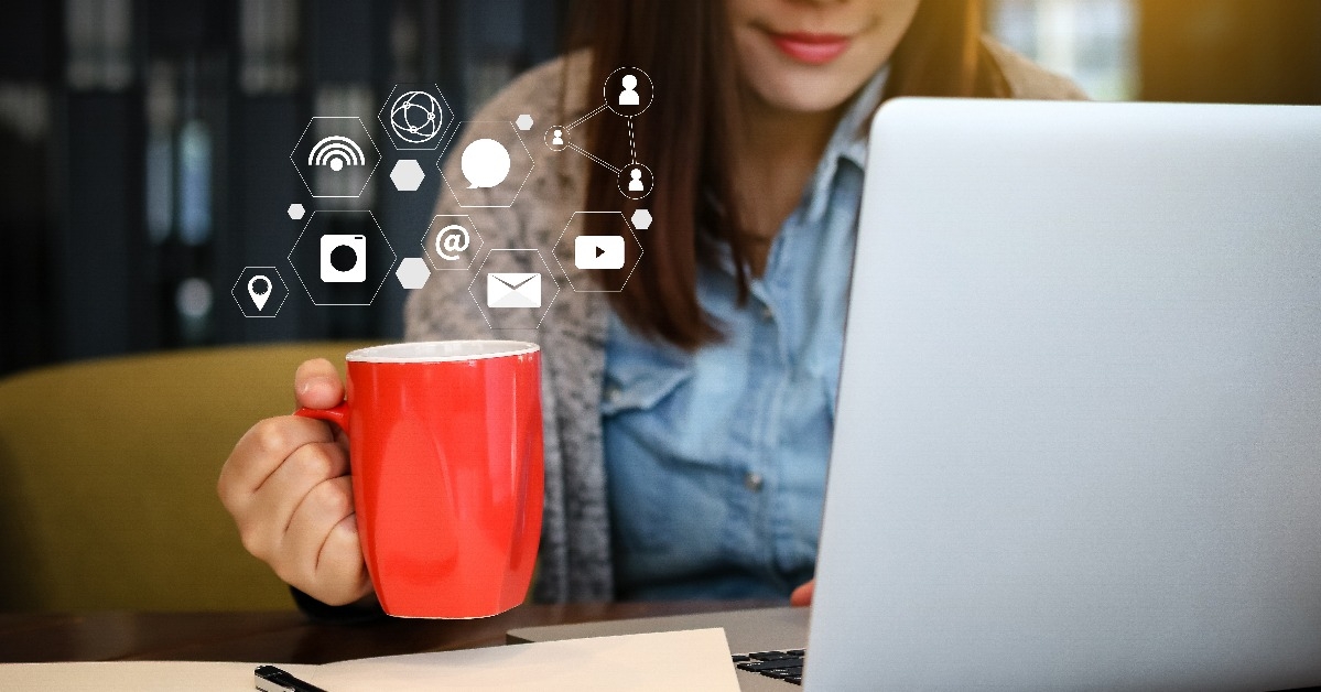 social networking chat communication online social media 