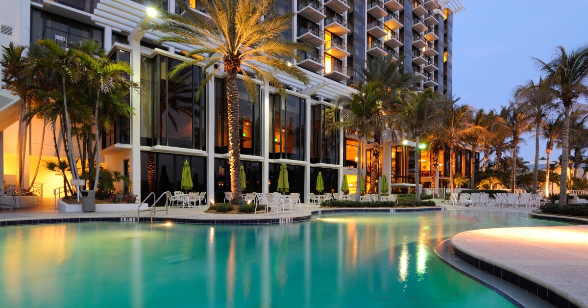 resort swimming pool