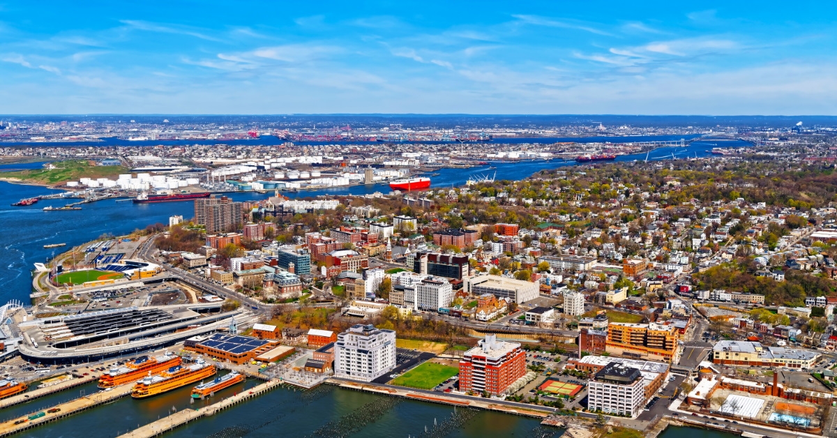 cargo harbor in new jersey usa