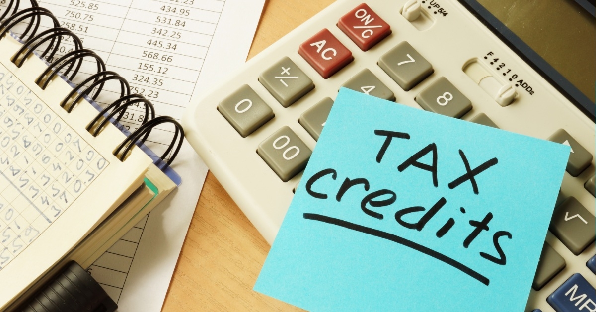 sticky notes with tax credits
