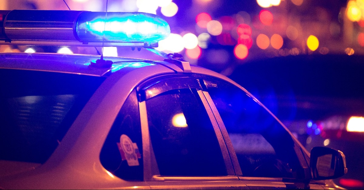  light flasher atop of a police car