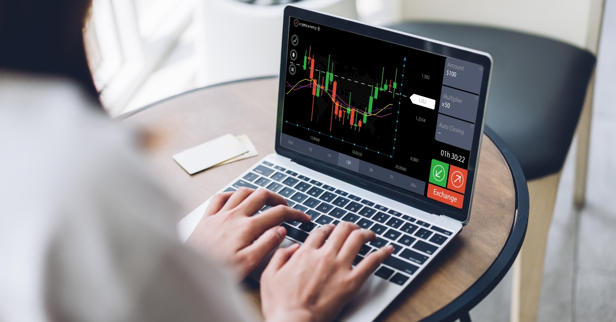 trader investor uses  trading graph technology