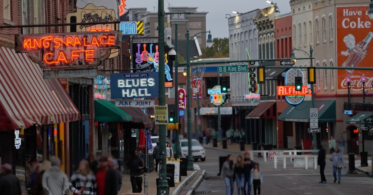 beale street in memphis 