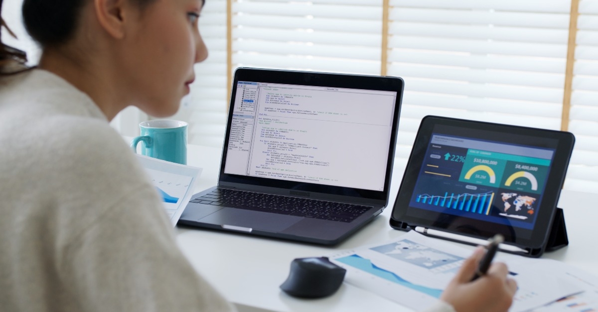 freelance data scientist work remotely at home