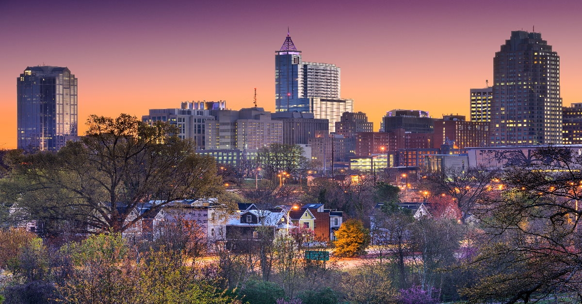 tall skylines of raleigh in north carolina at night