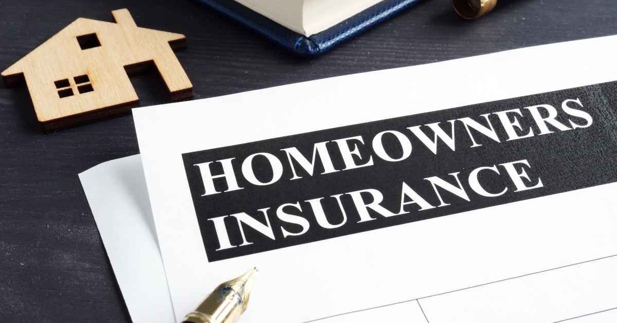 homeowners insurance policy and model of home