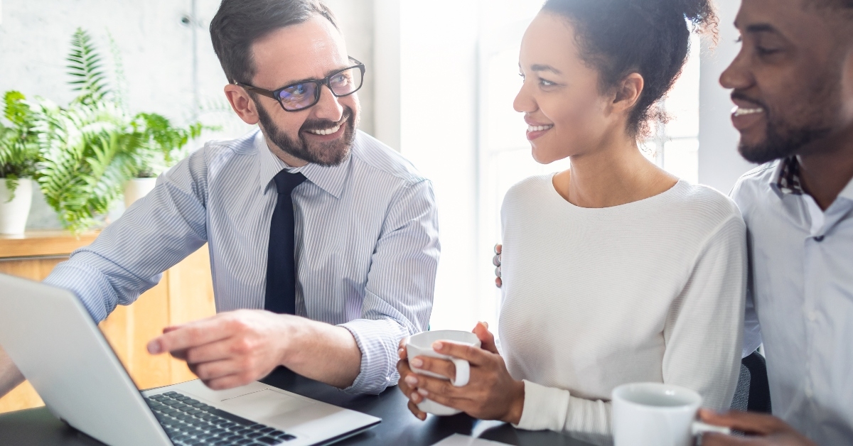 couple consultations with insurance agent