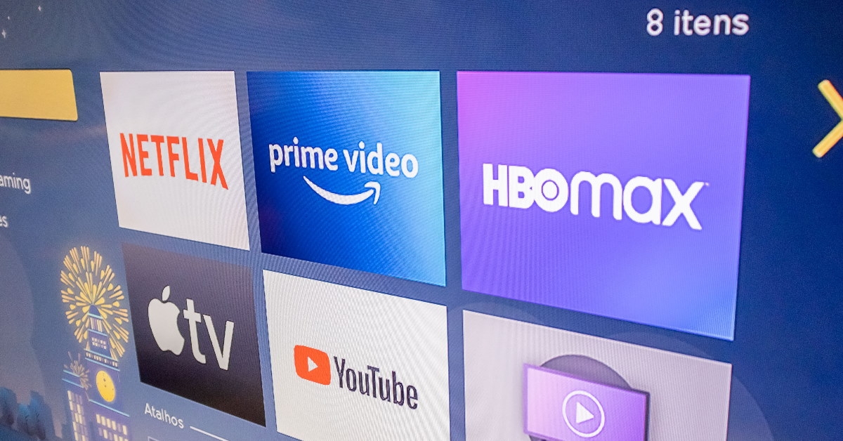 screen showing streaming services in brazil on roku express tv box device