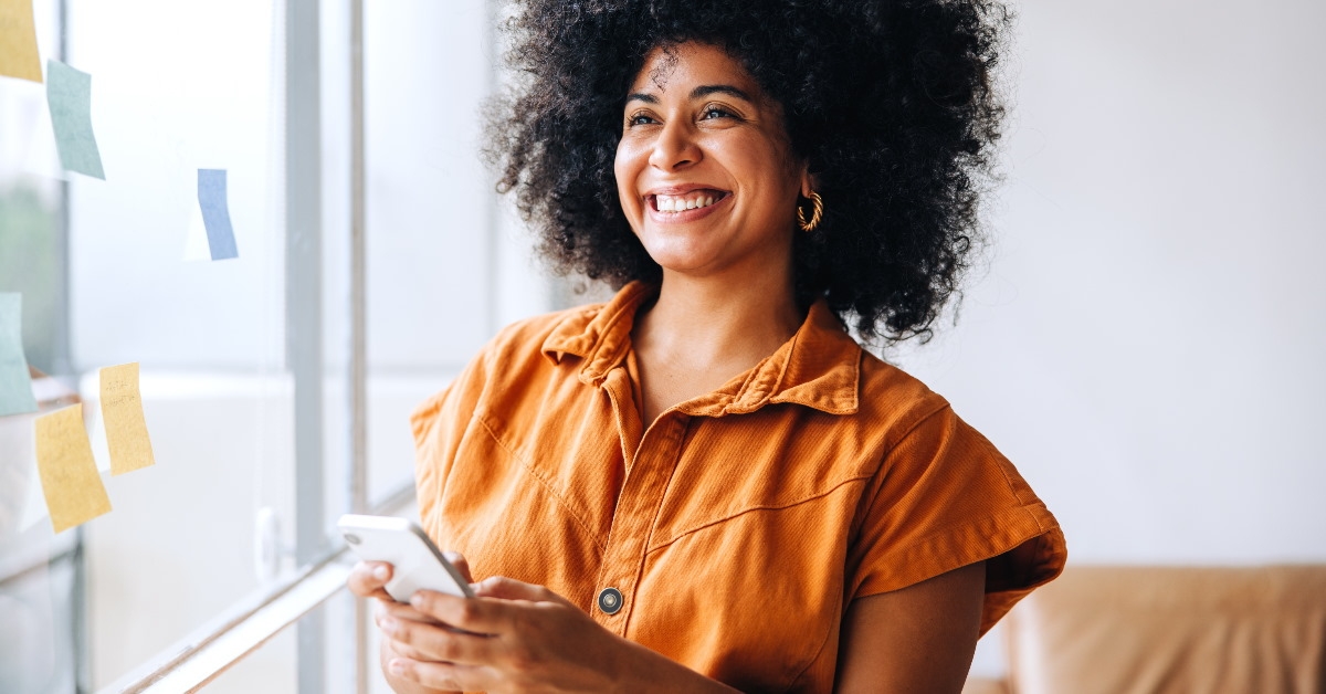 black businesswoman using a smartphone in office