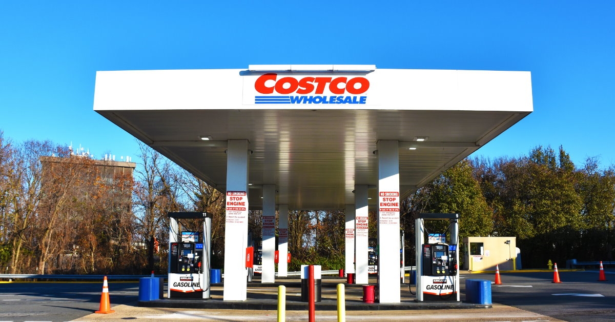 manassas costco wholesale gasoline station with no cars during day time