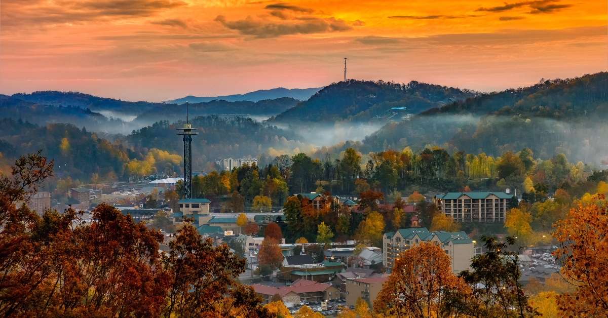 gatlinburg tn cityscape