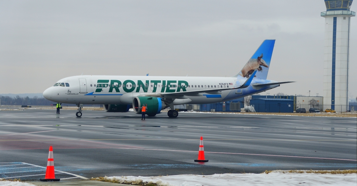 Frontier airlines plane