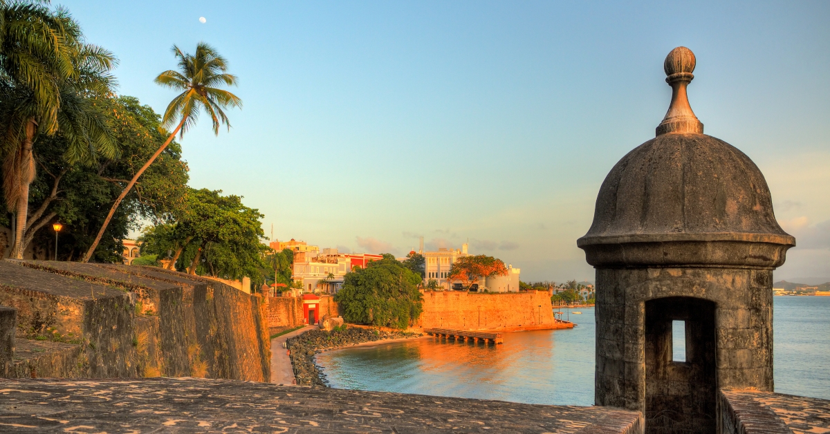 summer afternoon at the outer wall