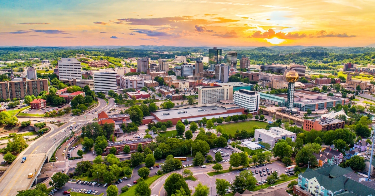 knoxville skyline in tennessee