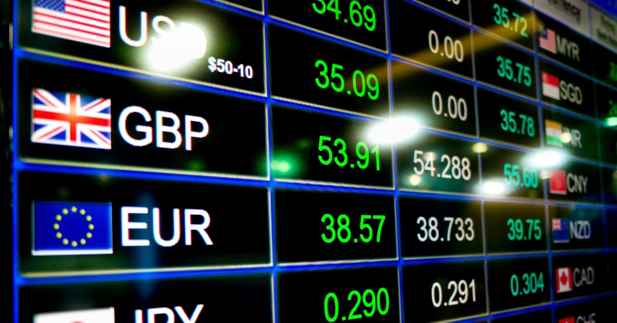 currency exchange rate on digital led