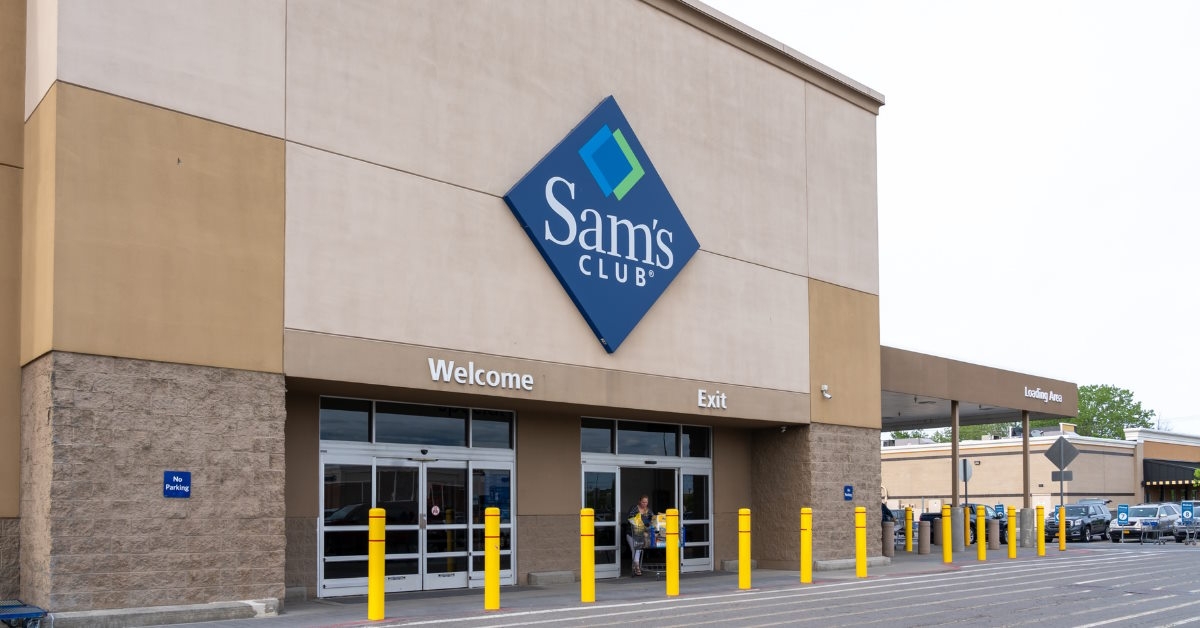 a sams club storefront