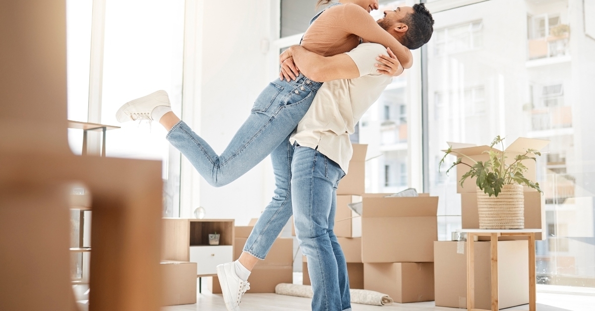 couple in new home for celebration