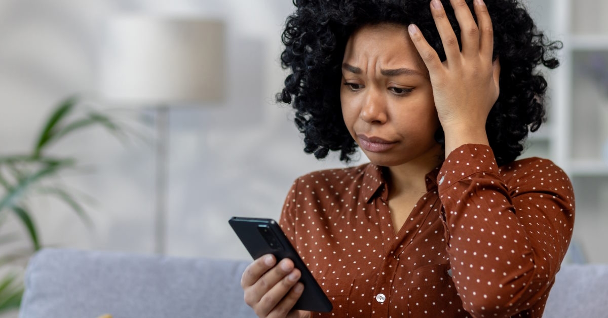Woman shocked using smartphone