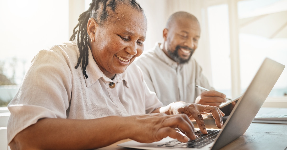 couple working together with contentment.