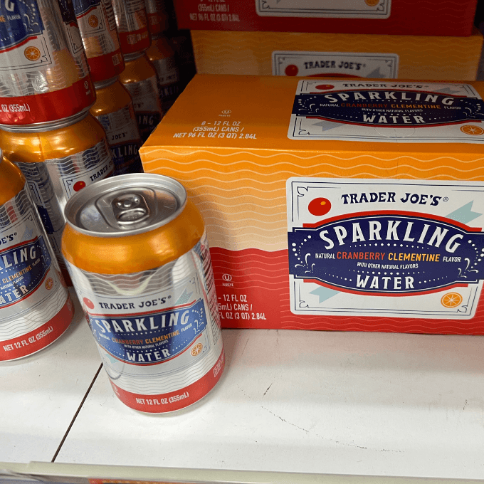 sparkling cranberry clementine water