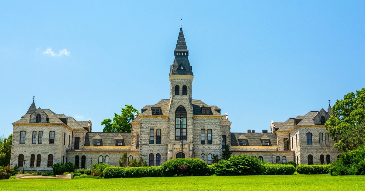 campus on manhattan kansas