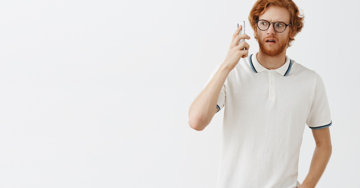 man confused about receiving call