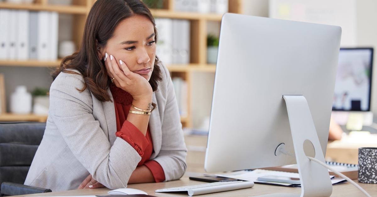 tired businesswoman is sleepy
