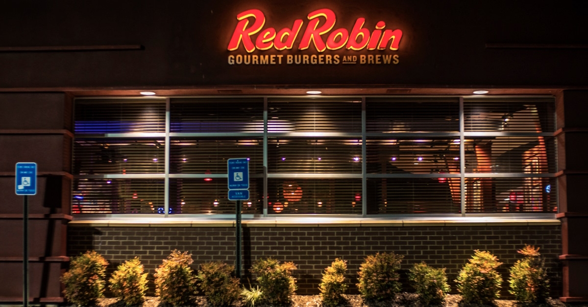 red robin sign board outside restaurant